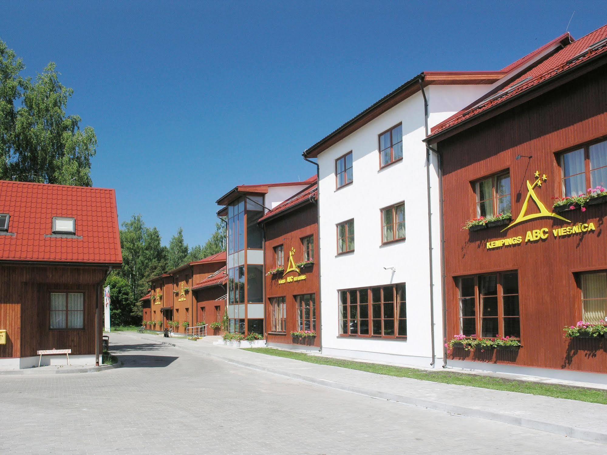 Hotel Abc Airport Riga Kültér fotó