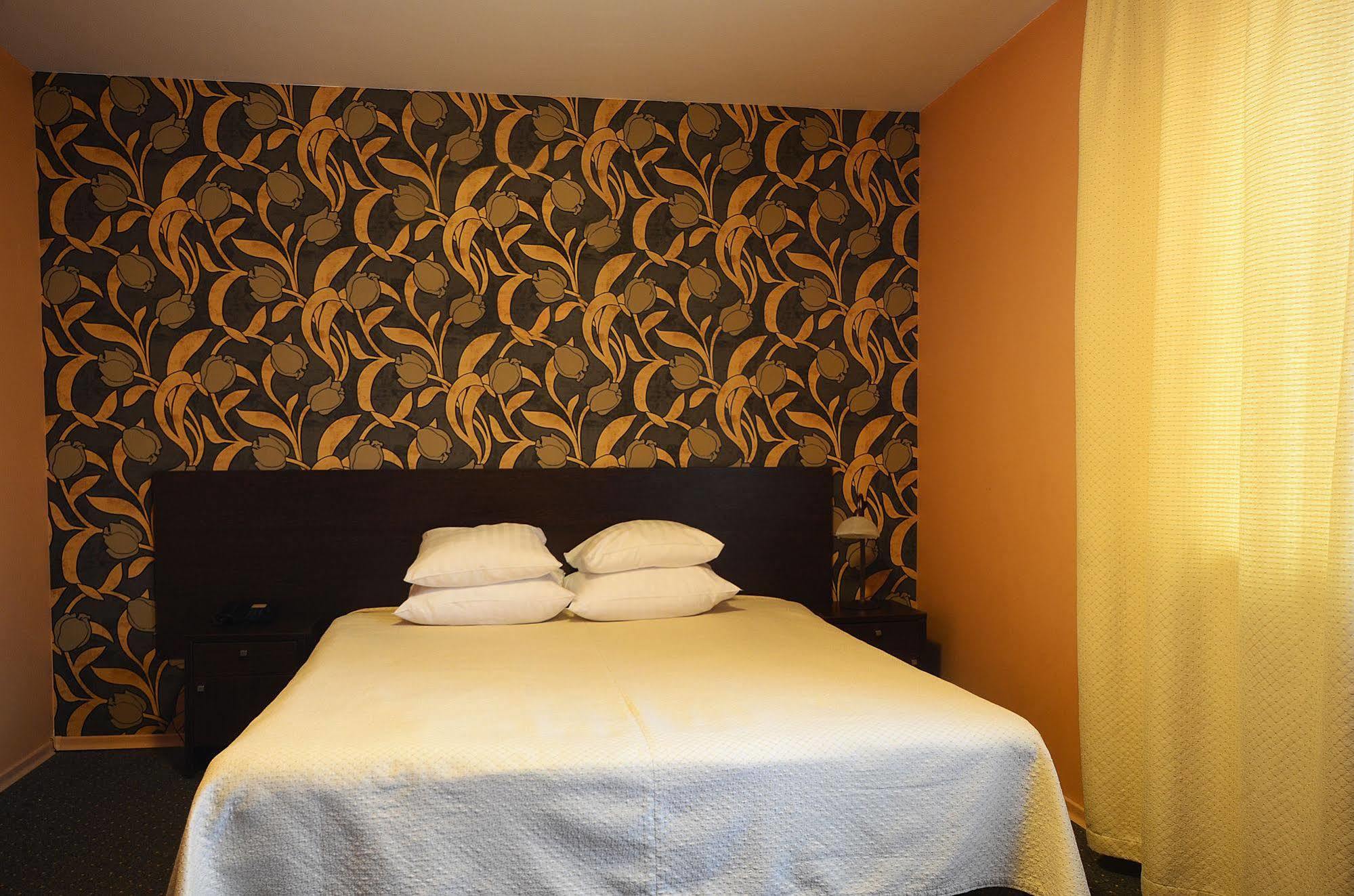 Hotel Abc Airport Riga Kültér fotó